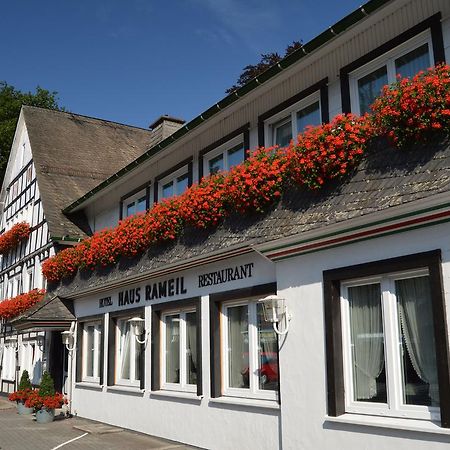 Hotel Haus Rameil Lennestadt Exterior photo